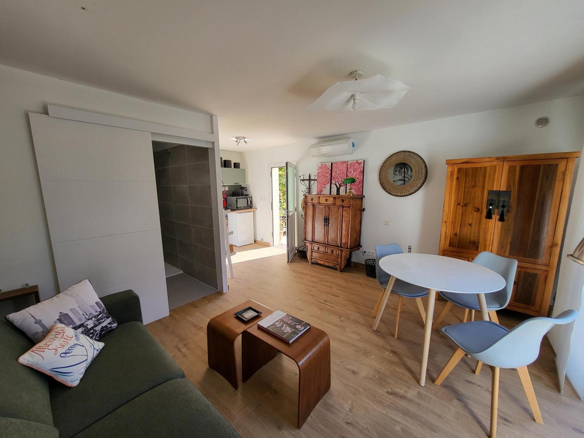 אנטיב Studio Independant Avec Terrasse A Juan Les Pins מראה חיצוני תמונה